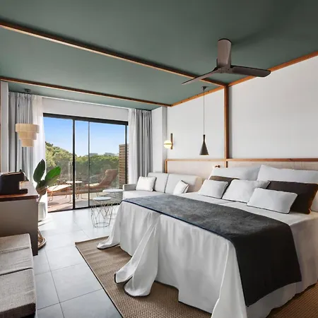 Hotel Aubamar & 5*